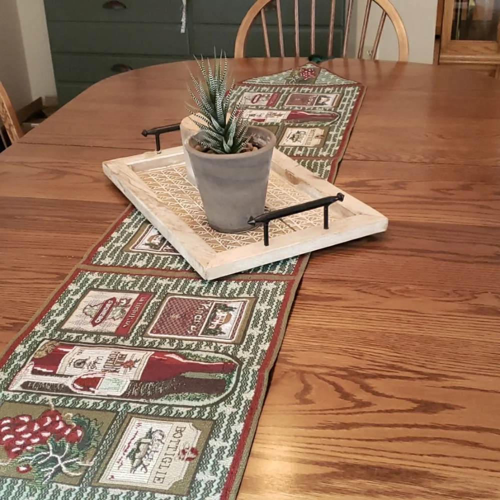 NWOT Tapestry Wine Motif Table Runner